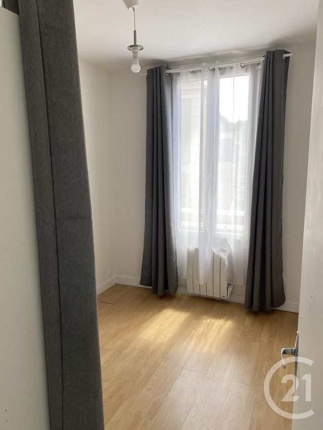 Appartement &agrave; louer - 2 pi&egrave;ces - 31,09 m2 - Melun - 77 - ILE-DE-FRANCE