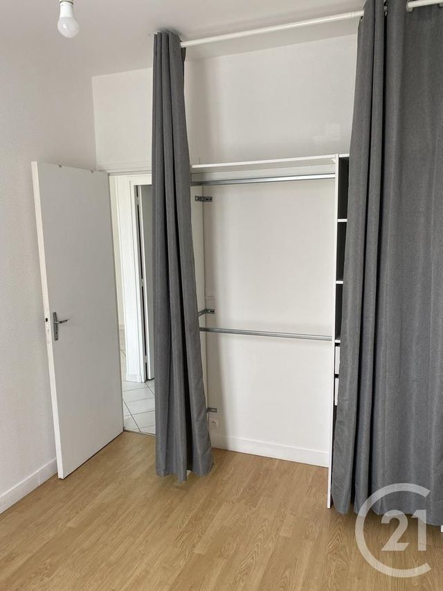 Appartement &agrave; louer - 2 pi&egrave;ces - 31,09 m2 - Melun - 77 - ILE-DE-FRANCE