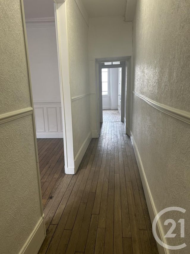 Immeuble &agrave; vendre - 270 m2 - Fontainebleau - 77 - ILE-DE-FRANCE