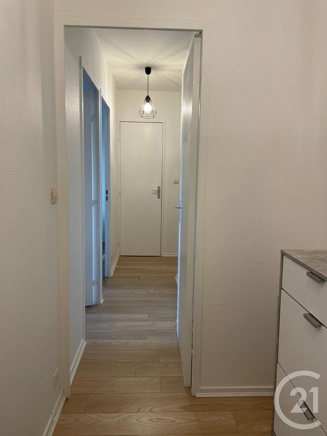 Appartement T3 &agrave; louer - 3 pi&egrave;ces - 57,31 m2 - Avon - 77 - ILE-DE-FRANCE