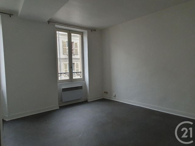 Appartement Studio &agrave; louer - 1 pi&egrave;ce - 18,26 m2 - Fontainebleau - 77 - ILE-DE-FRANCE