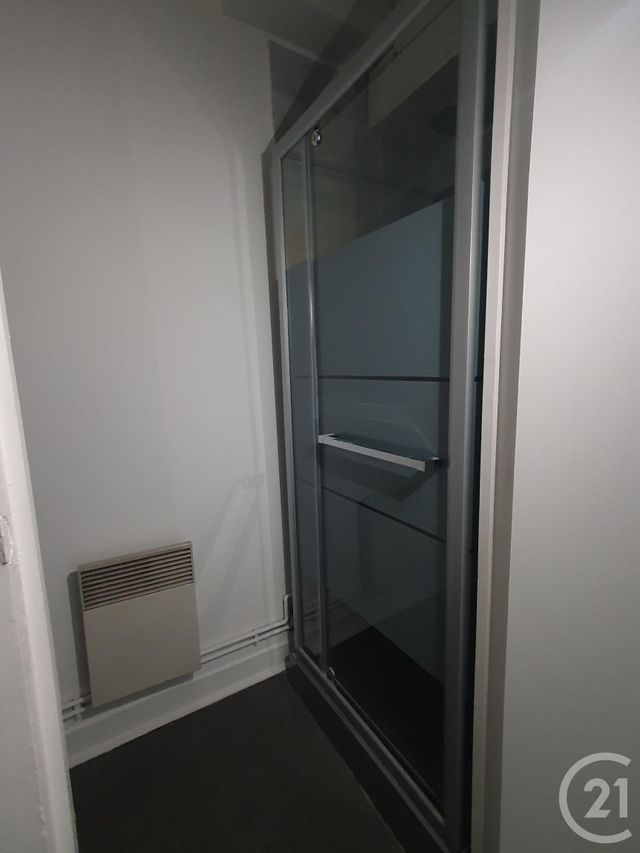 Appartement Studio &agrave; louer - 1 pi&egrave;ce - 18,26 m2 - Fontainebleau - 77 - ILE-DE-FRANCE