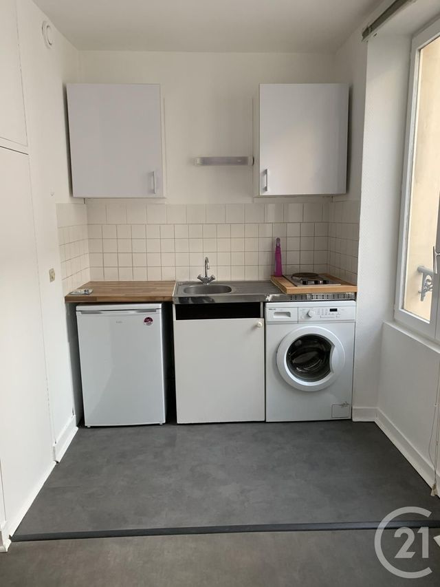 Appartement Studio &agrave; louer - 1 pi&egrave;ce - 18,26 m2 - Fontainebleau - 77 - ILE-DE-FRANCE