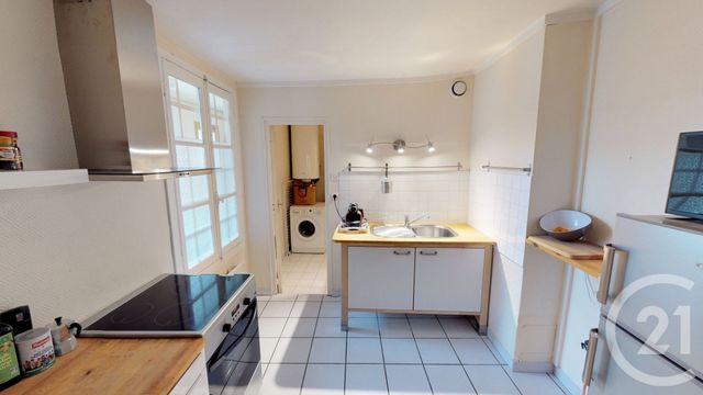 Appartement F2 &agrave; louer - 2 pi&egrave;ces - 51,17 m2 - Fontainebleau - 77 - ILE-DE-FRANCE