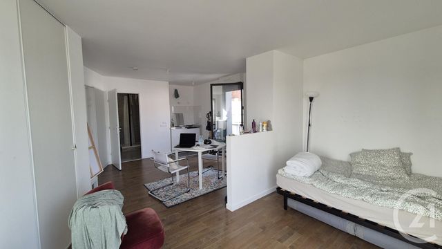 Appartement Studio &agrave; louer - 1 pi&egrave;ce - 33,30 m2 - Fontainebleau - 77 - ILE-DE-FRANCE