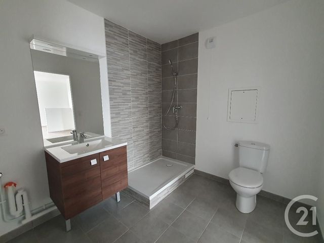 Appartement Studio &agrave; louer - 1 pi&egrave;ce - 33,30 m2 - Fontainebleau - 77 - ILE-DE-FRANCE