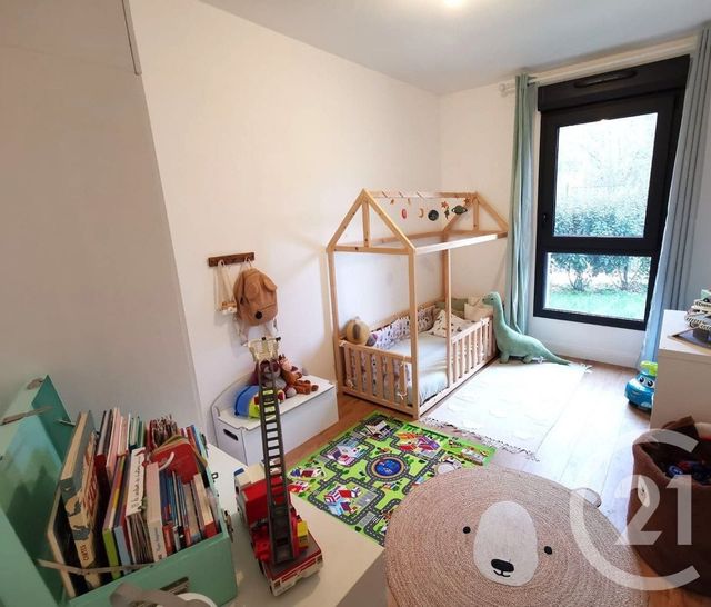 Appartement &agrave; louer - 3 pi&egrave;ces - 56,46 m2 - Bois Le Roi - 77 - ILE-DE-FRANCE
