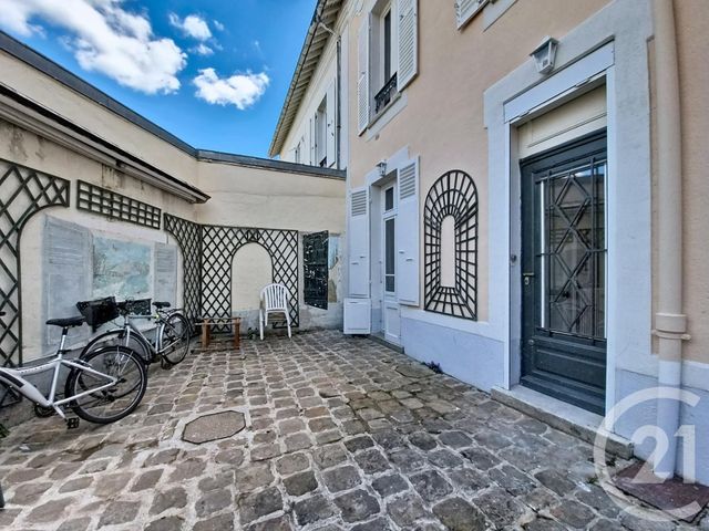 Maison &agrave; louer - 9 pi&egrave;ces - 185,47 m2 - Fontainebleau - 77 - ILE-DE-FRANCE