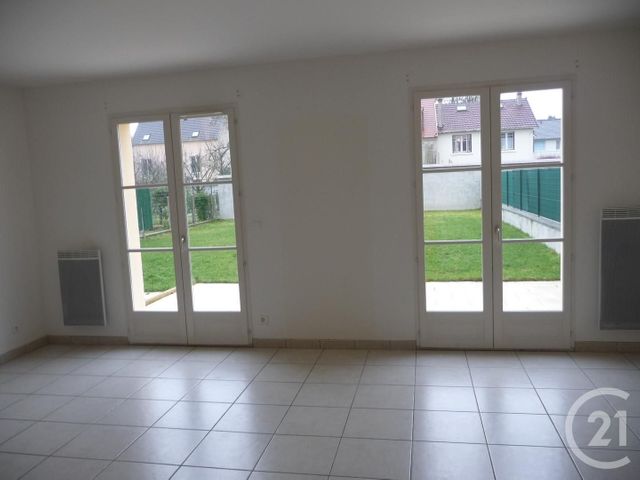 Maison &agrave; louer - 4 pi&egrave;ces - 82,60 m2 - Avon - 77 - ILE-DE-FRANCE