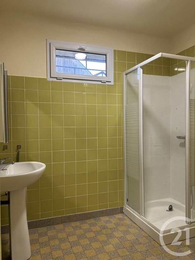 Maison &agrave; louer - 2 pi&egrave;ces - 60,89 m2 - Vernou La Celle Sur Seine - 77 - ILE-DE-FRANCE