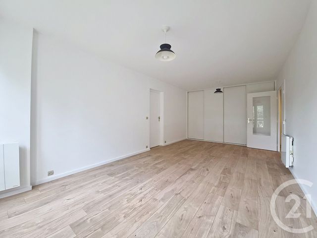 Appartement 3 pièces &agrave; louer - 3 pi&egrave;ces - 67,66 m2 - Fontainebleau - 77 - ILE-DE-FRANCE