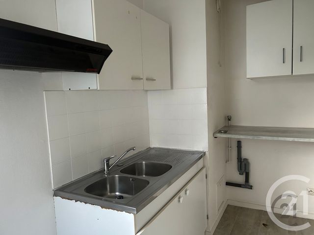 Appartement &agrave; louer - 2 pi&egrave;ces - 45,83 m2 - Avon - 77 - ILE-DE-FRANCE