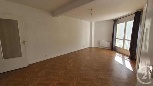 Appartement &agrave; louer - 2 pi&egrave;ces - 45,83 m2 - Avon - 77 - ILE-DE-FRANCE