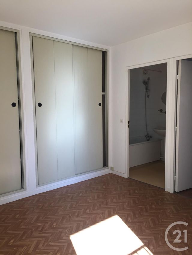 Appartement &agrave; louer - 2 pi&egrave;ces - 45,83 m2 - Avon - 77 - ILE-DE-FRANCE