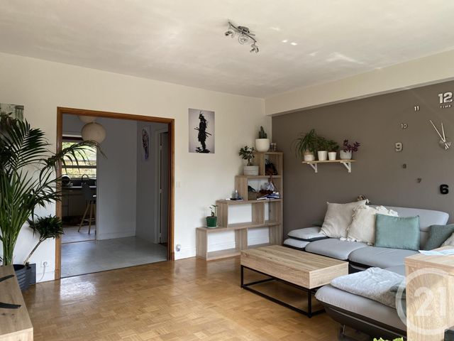 Appartement &agrave; louer - 3 pi&egrave;ces - 80,95 m2 - Fontainebleau - 77 - ILE-DE-FRANCE
