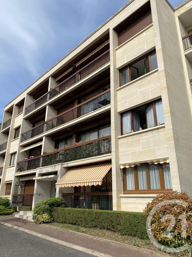 Appartement &agrave; louer - 3 pi&egrave;ces - 80,95 m2 - Fontainebleau - 77 - ILE-DE-FRANCE