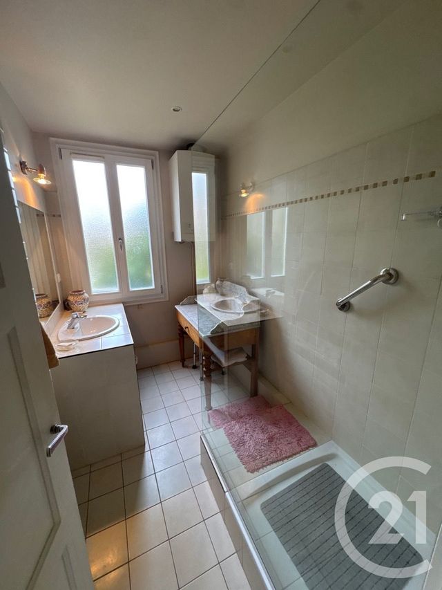 Appartement 3 pièces &agrave; vendre - 3 pi&egrave;ces - 69,50 m2 - Fontainebleau - 77 - ILE-DE-FRANCE