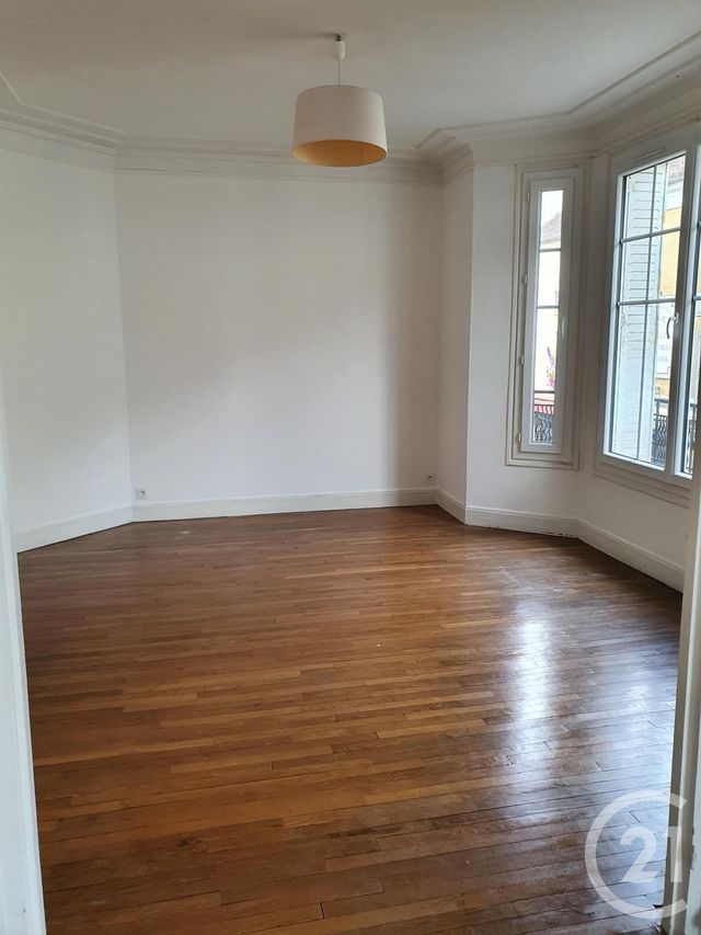 Appartement &agrave; louer - 5 pi&egrave;ces - 122,85 m2 - Fontainebleau - 77 - ILE-DE-FRANCE