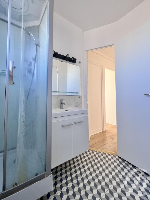 Appartement &agrave; vendre - 4 pi&egrave;ces - 67,50 m2 - Fontainebleau - 77 - ILE-DE-FRANCE