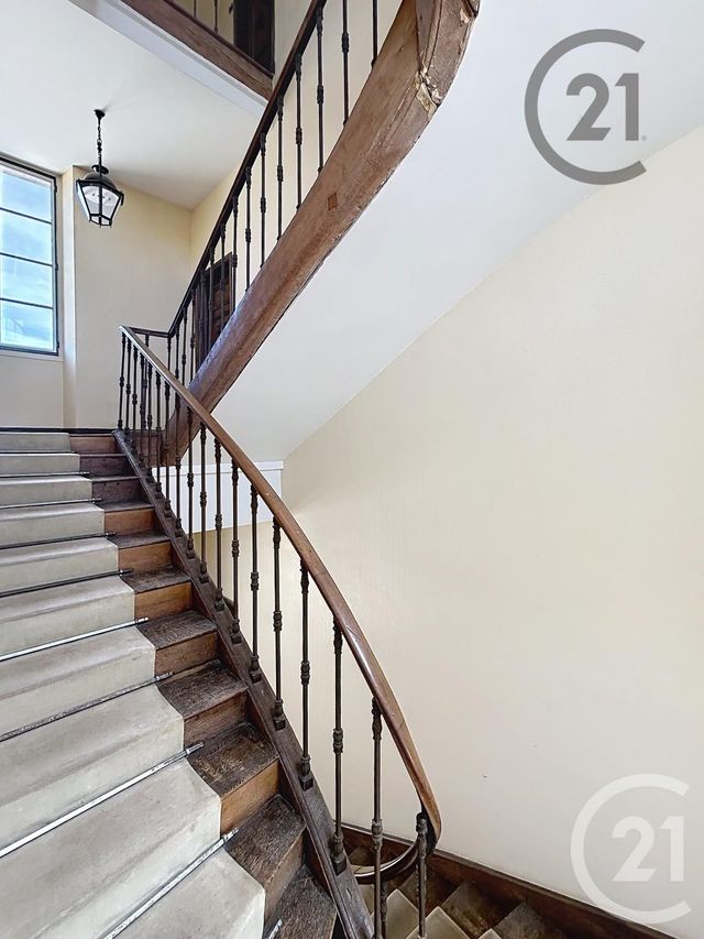 Appartement 2 pièces &agrave; vendre - 2 pi&egrave;ces - 30,74 m2 - Fontainebleau - 77 - ILE-DE-FRANCE