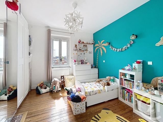 Appartement 3 pièces &agrave; vendre - 3 pi&egrave;ces - 64,98 m2 - Fontainebleau - 77 - ILE-DE-FRANCE