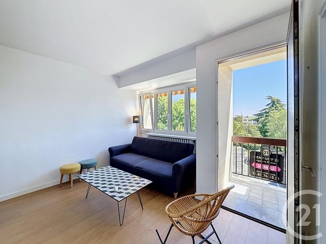 Appartement Studio &agrave; vendre - 1 pi&egrave;ce - 36,45 m2 - Fontainebleau - 77 - ILE-DE-FRANCE