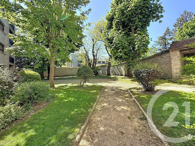Appartement Studio &agrave; vendre - 1 pi&egrave;ce - 36,45 m2 - Fontainebleau - 77 - ILE-DE-FRANCE