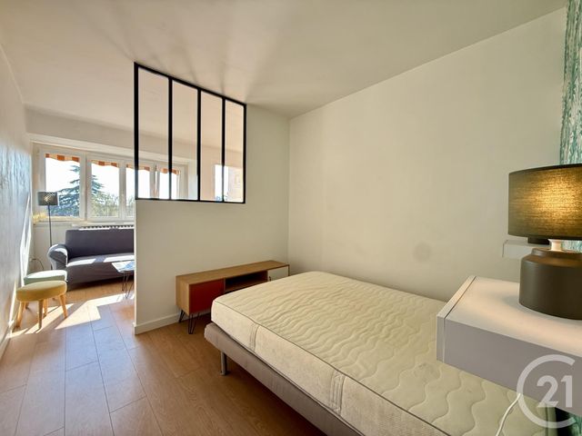 Appartement Studio &agrave; vendre - 1 pi&egrave;ce - 36,45 m2 - Fontainebleau - 77 - ILE-DE-FRANCE