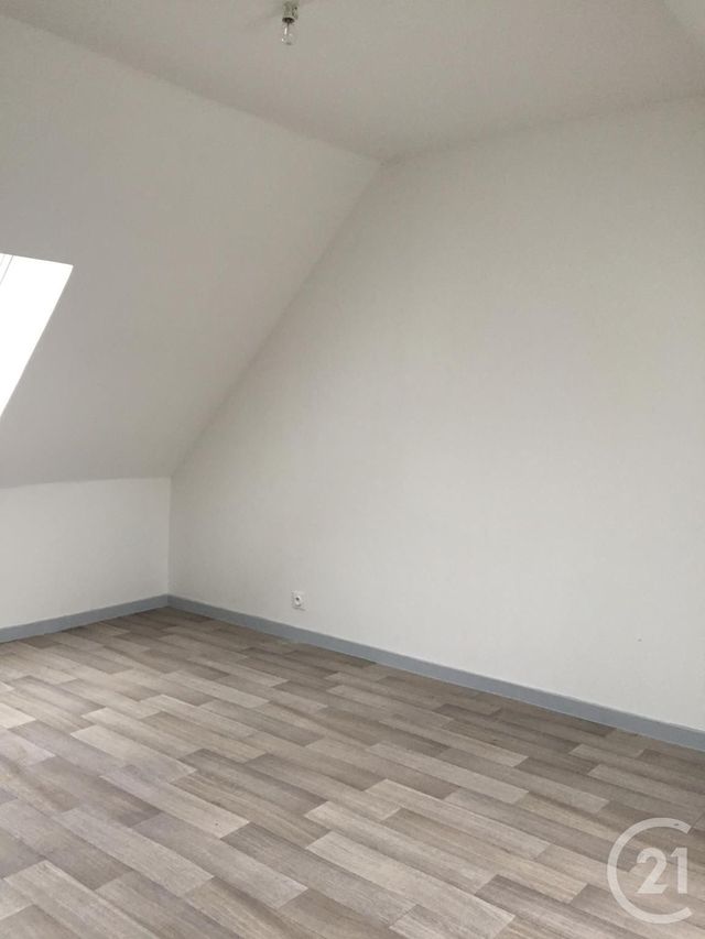 Maison &agrave; louer - 4 pi&egrave;ces - 83,80 m2 - Montigny Sur Loing - 77 - ILE-DE-FRANCE