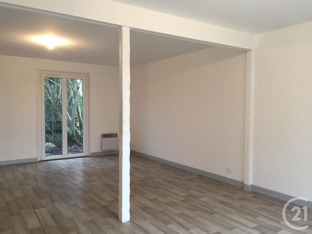 Maison &agrave; louer - 4 pi&egrave;ces - 83,80 m2 - Montigny Sur Loing - 77 - ILE-DE-FRANCE