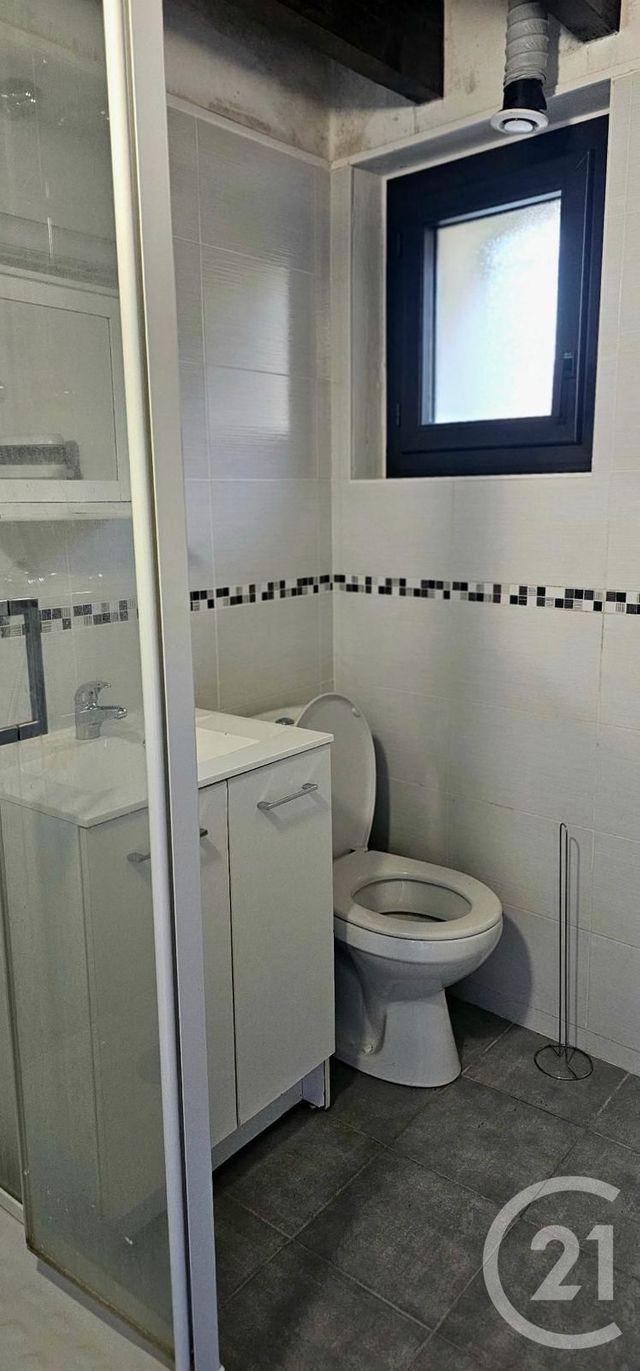 Appartement &agrave; louer - 2 pi&egrave;ces - 50,97 m2 - Samois Sur Seine - 77 - ILE-DE-FRANCE