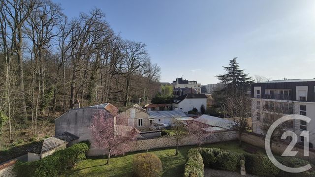 Appartement &agrave; louer - 2 pi&egrave;ces - 51,37 m2 - Fontainebleau - 77 - ILE-DE-FRANCE