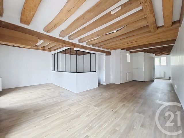 Appartement Studio à louer FONTAINEBLEAU