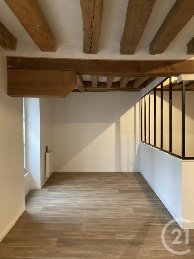 Appartement Studio &agrave; louer - 2 pi&egrave;ces - 52,01 m2 - Fontainebleau - 77 - ILE-DE-FRANCE