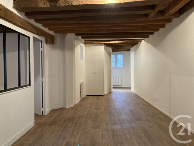 Appartement Studio &agrave; louer - 2 pi&egrave;ces - 52,01 m2 - Fontainebleau - 77 - ILE-DE-FRANCE