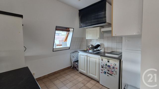 Appartement &agrave; louer - 2 pi&egrave;ces - 36,76 m2 - Fontainebleau - 77 - ILE-DE-FRANCE