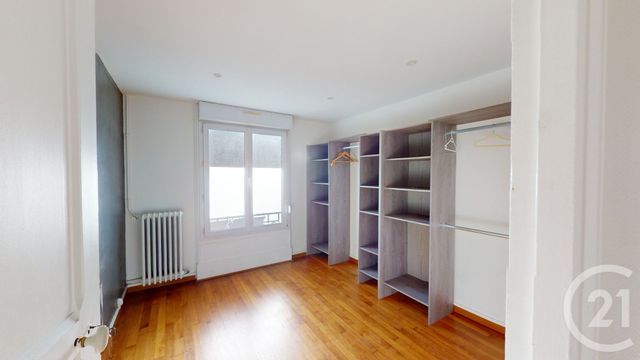 Appartement F4 &agrave; louer - 4 pi&egrave;ces - 69,64 m2 - Bois Le Roi - 77 - ILE-DE-FRANCE