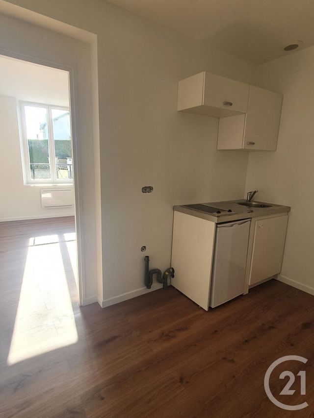 Appartement &agrave; louer - 2 pi&egrave;ces - 30,16 m2 - Avon - 77 - ILE-DE-FRANCE