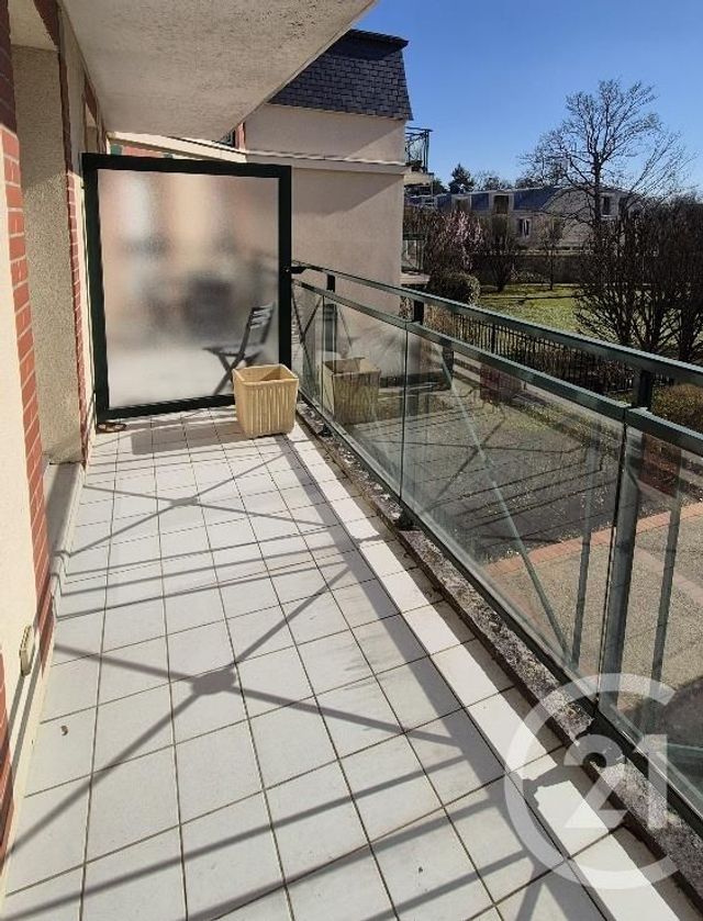 Appartement &agrave; louer - 3 pi&egrave;ces - 69,90 m2 - Fontainebleau - 77 - ILE-DE-FRANCE