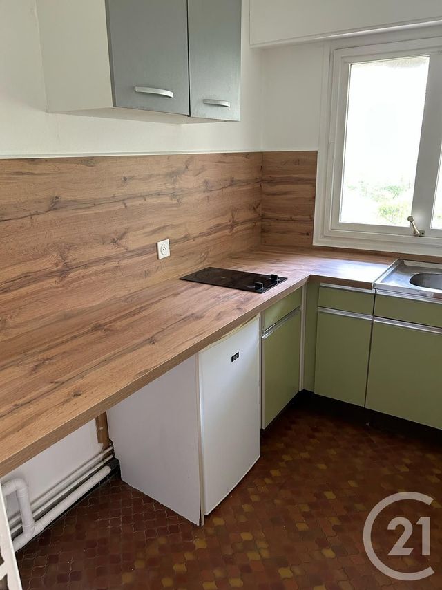 Appartement Studio &agrave; louer - 1 pi&egrave;ce - 27,55 m2 - Fontainebleau - 77 - ILE-DE-FRANCE