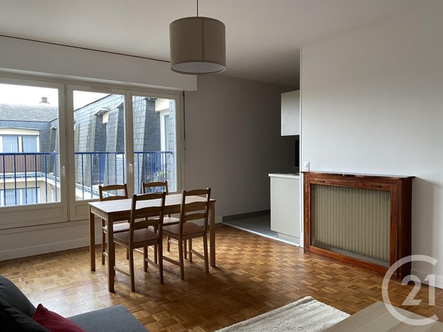 Appartement Studio &agrave; louer - 1 pi&egrave;ce - 31,72 m2 - Fontainebleau - 77 - ILE-DE-FRANCE