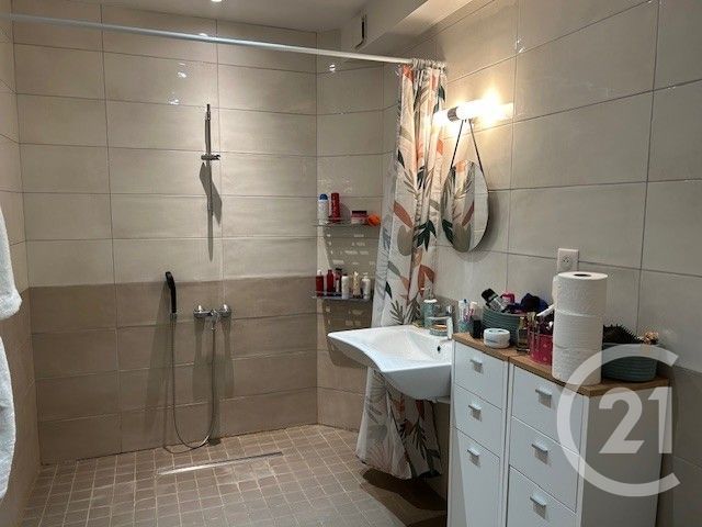 Appartement &agrave; louer - 2 pi&egrave;ces - 45,75 m2 - Nemours - 77 - ILE-DE-FRANCE