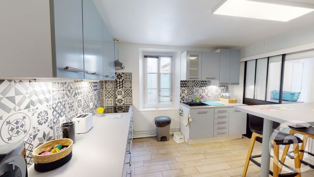 Maison &agrave; louer - 3 pi&egrave;ces - 68,41 m2 - Fontainebleau - 77 - ILE-DE-FRANCE