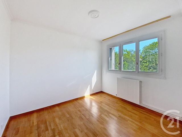 Appartement T3 &agrave; louer - 3 pi&egrave;ces - 59,29 m2 - Avon - 77 - ILE-DE-FRANCE