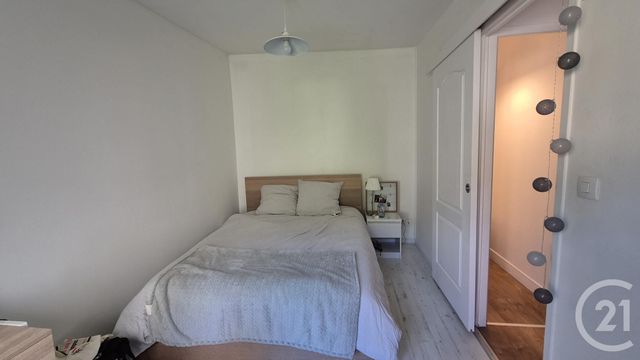 Appartement 2 pièces &agrave; louer - 2 pi&egrave;ces - 36,44 m2 - Fontainebleau - 77 - ILE-DE-FRANCE