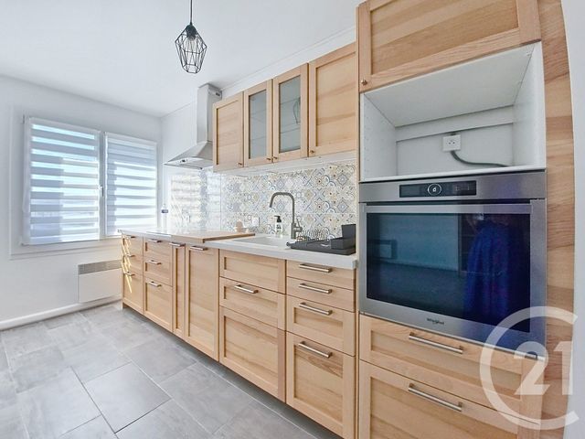 Appartement 3 pièces &agrave; louer - 3 pi&egrave;ces - 67,63 m2 - Avon - 77 - ILE-DE-FRANCE