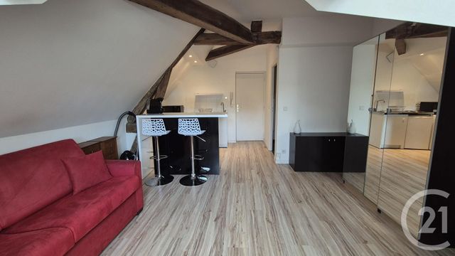 Appartement Studio à louer FONTAINEBLEAU