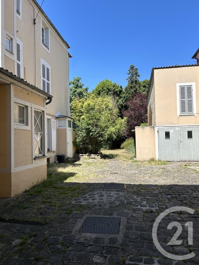 Appartement &agrave; louer - 2 pi&egrave;ces - 37,22 m2 - Fontainebleau - 77 - ILE-DE-FRANCE