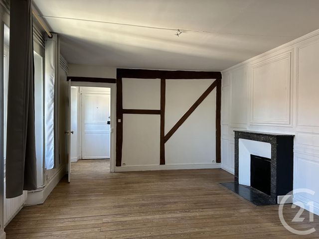 Appartement &agrave; louer - 2 pi&egrave;ces - 37,22 m2 - Fontainebleau - 77 - ILE-DE-FRANCE