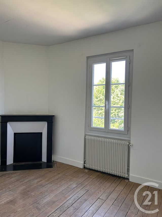 Appartement &agrave; louer - 2 pi&egrave;ces - 37,22 m2 - Fontainebleau - 77 - ILE-DE-FRANCE